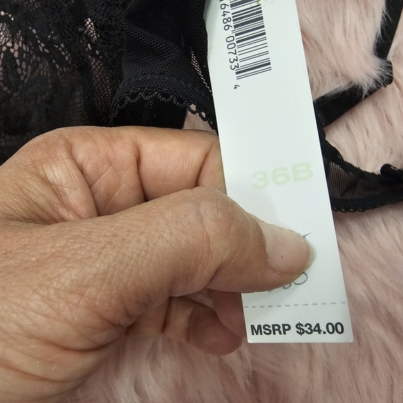 Black lace, DKNY, bra,  intimates, vacation, honeymoon, travel, 36b, - Picture 4 of 5